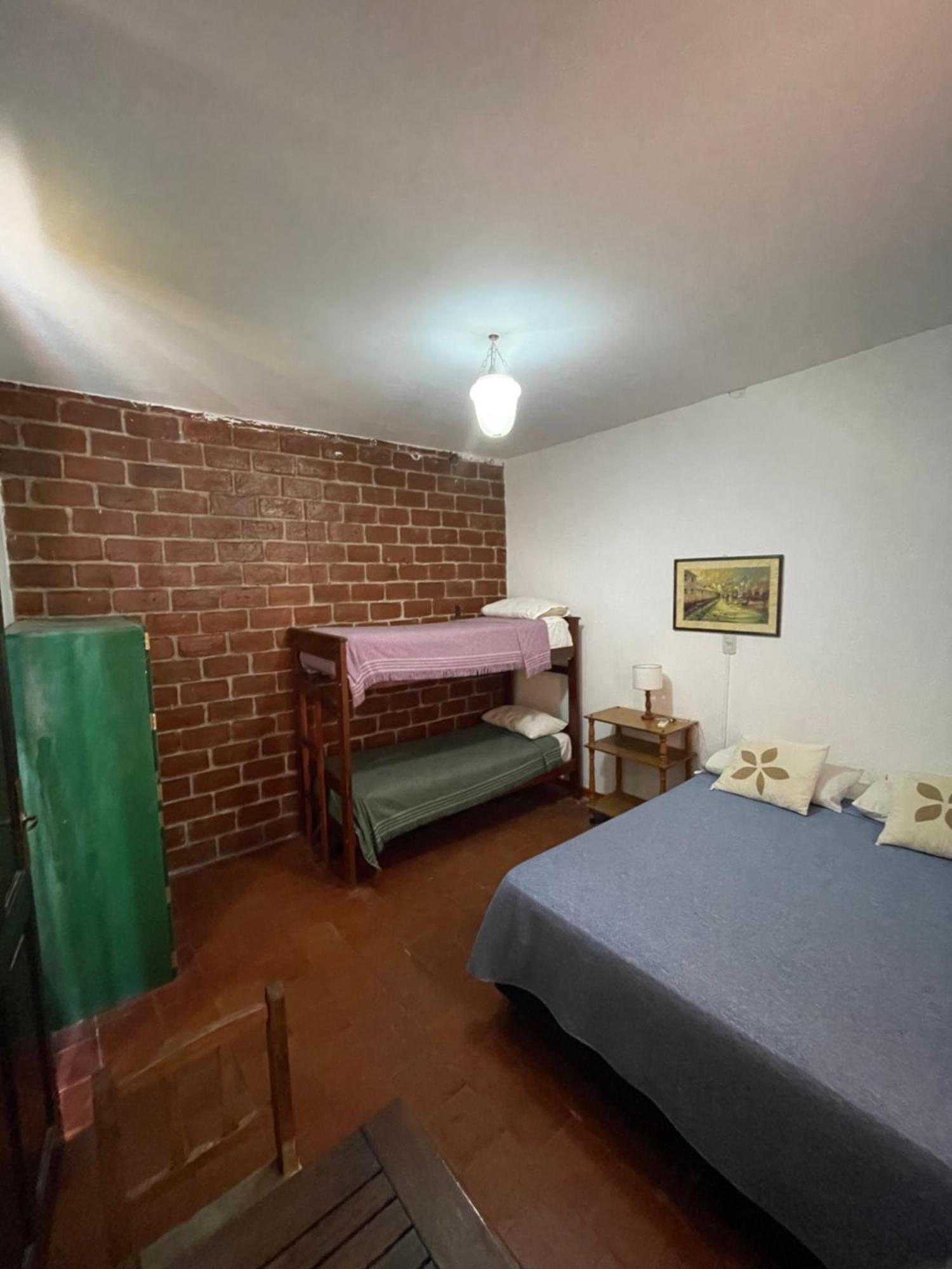 A La Gurda Hostel Сан-Мигель-де-Тукуман Экстерьер фото