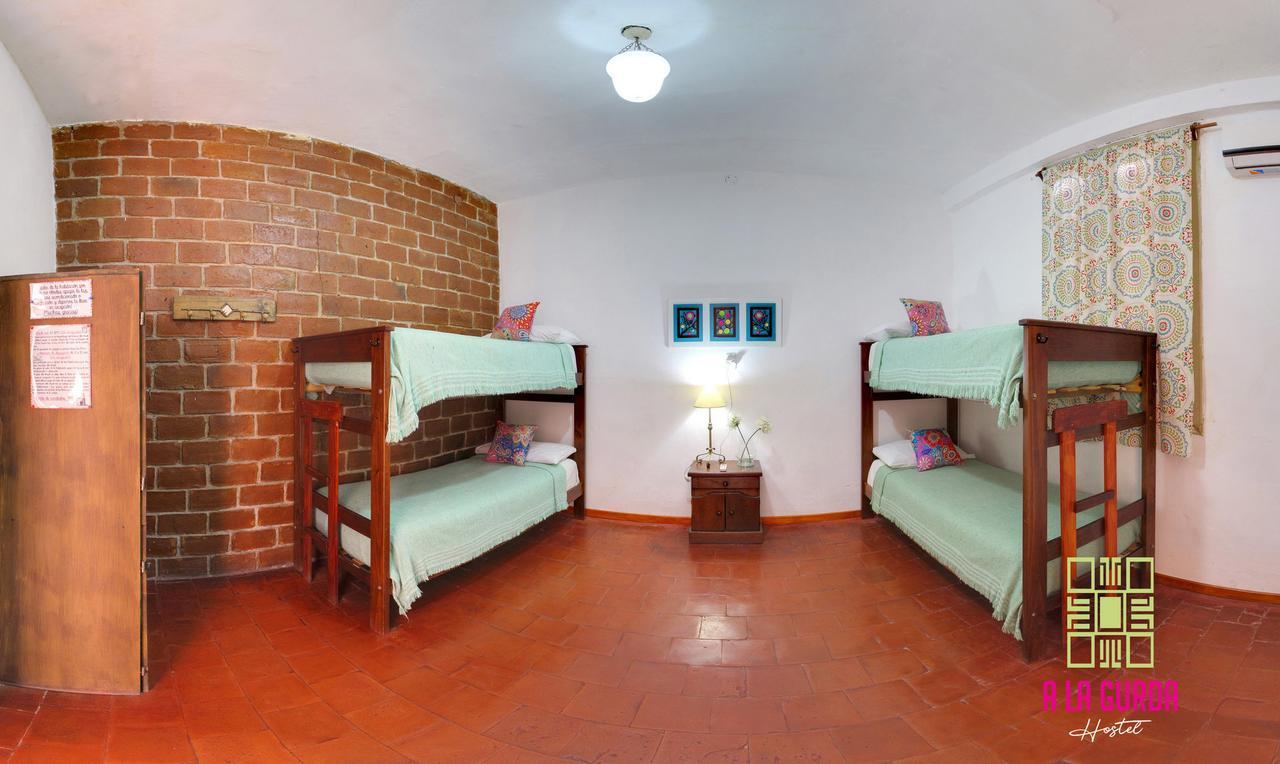 A La Gurda Hostel Сан-Мигель-де-Тукуман Экстерьер фото
